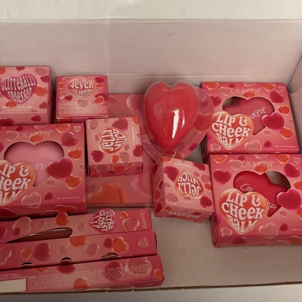 COLOUR POP VALENTINES DAY MAKEUP COLLECTION 💕
